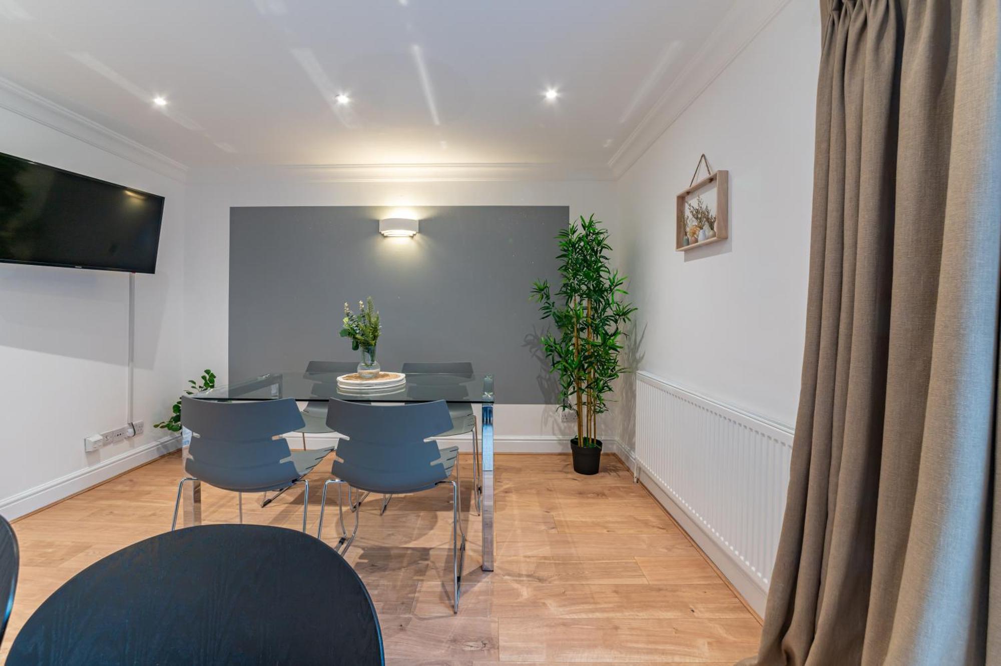Unique 3 Beds 2 Baths Abbey Rd St John's Wood Appartamento Londra